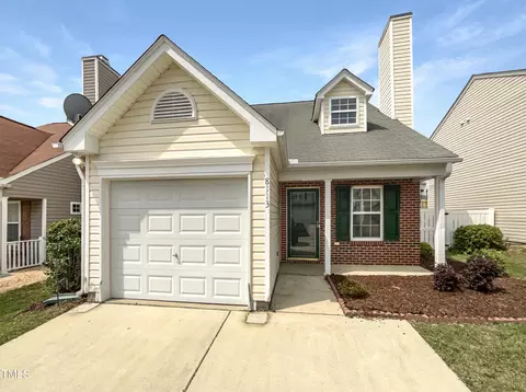 8113 Wesley Farm Dr, Raleigh, NC 27616