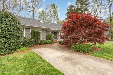 8 Whitburn Pl, Durham, NC 27705 photo 2