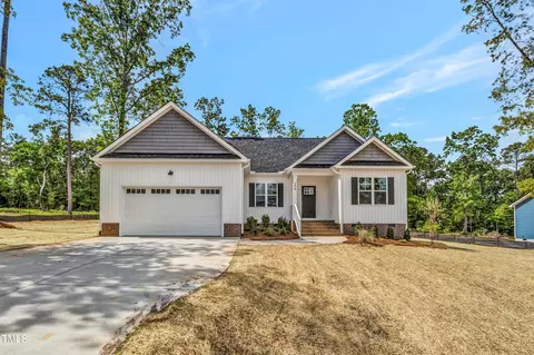 254 Dry Branch Dr, Kenly, NC 27542