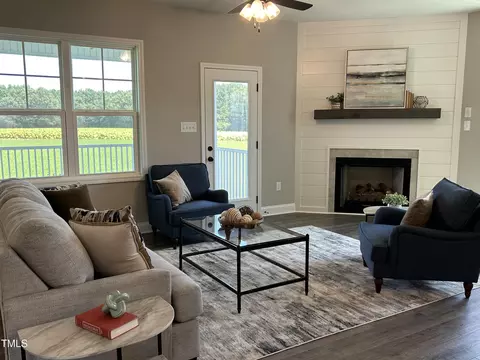 Living - 98 Prency Ln, Middlesex, NC 27557 photo 3 of 3