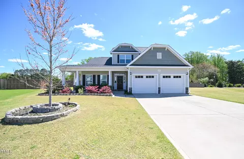 219 Scarlet Maple Ct, Clayton, NC 27520