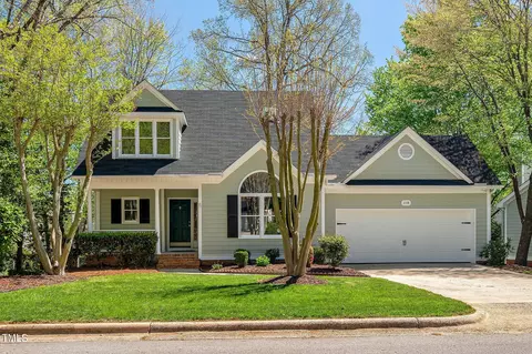 110 Connors Cir, Cary, NC 27511