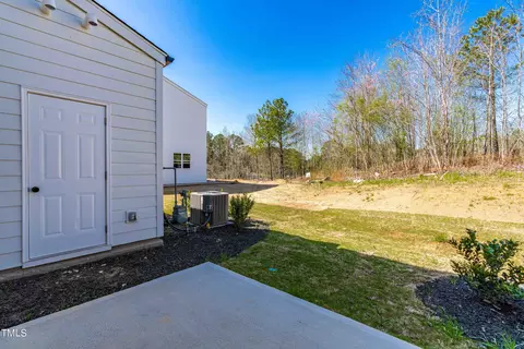 2011 Titanium Rock Rd, Durham, NC 27704 photo 23
