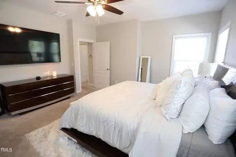 1103 Talbot Pl, Durham, NC 27703 photo 9