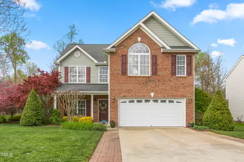 415 Fernway Dr, Burlington, NC 27217