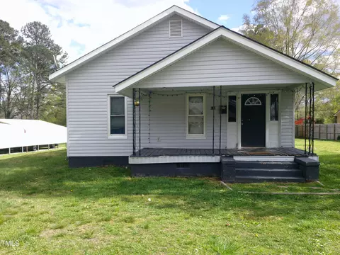 612 E Fifth St, Siler City, NC 27344