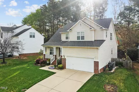 1409 Big Leaf Loop, Apex, NC 27502 photo 2