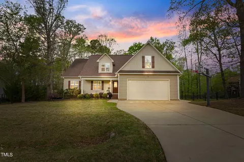 26 Hibernia Ct, Smithfield, NC 27577