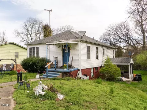 417 N Marshall St, Graham, NC 27253