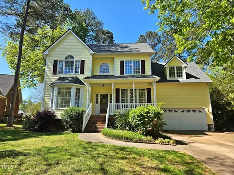 218 Waverly Dr, Clayton, NC 27527