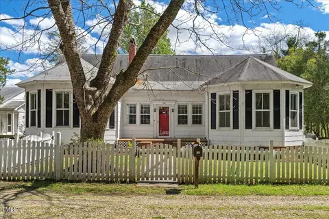 101 Center St, Littleton, NC 27850