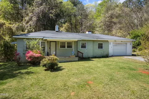 1295 Hillsboro St, Pittsboro, NC 27312
