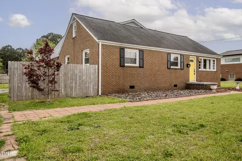 1309 Bolling Rd, Roanoke Rapids, NC 27870