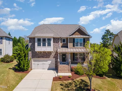824 Blackmar St, Cary, NC 27519