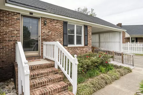 112 James Dr, Selma, NC 27576 photo 3