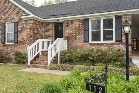 112 James Dr, Selma, NC 27576 photo 4