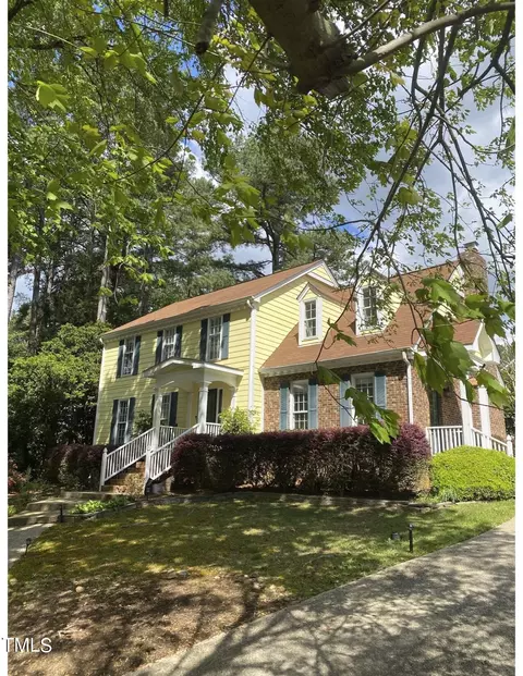 2000 Cayuga Pl, Raleigh, NC 27612 photo 4