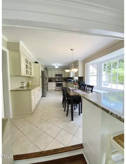 2000 Cayuga Pl, Raleigh, NC 27612 photo 12