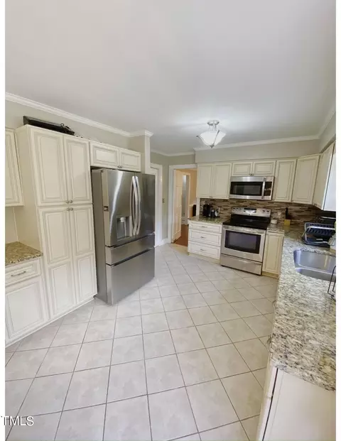 2000 Cayuga Pl, Raleigh, NC 27612 photo 13