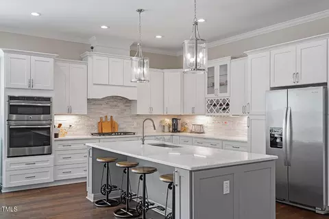 1001 Talondale Ct, Knightdale, NC 27545