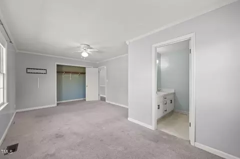 129 Red Robin Dr, Dunn, NC 28334 photo 16