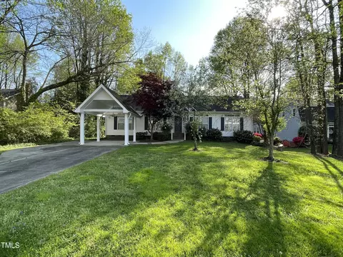 411 Courtland Dr, Elon, NC 27244