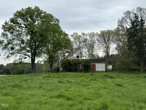 9923 N Roxboro Rd, Bahama, NC 27503