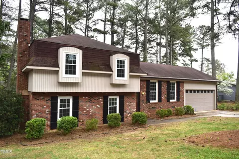 2731 Umstead Rd, Durham, NC 27712