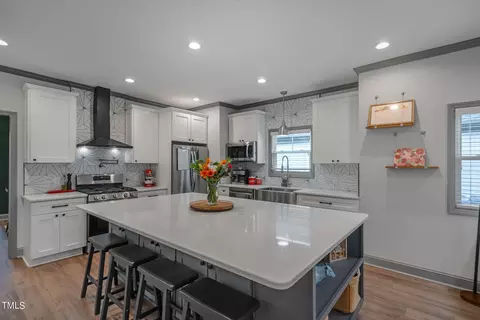 604 Gray Ave, Durham, NC 27701 photo 5