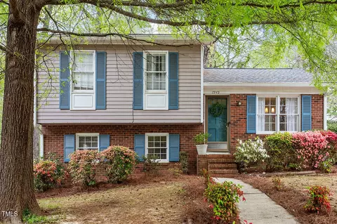 7945 Brandyapple Dr, Raleigh, NC 27615