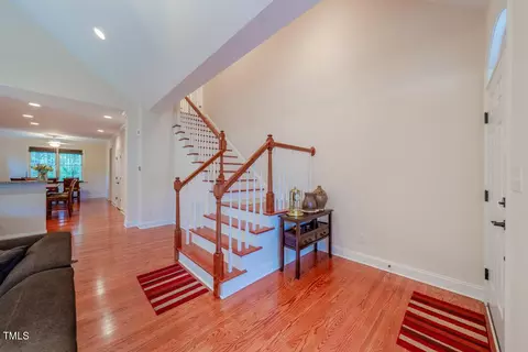 8614 Eagle View Dr, Durham, NC 27713 photo 2