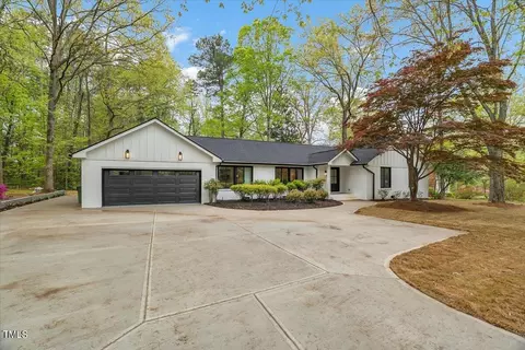 105 Glasgow Rd, Cary, NC 27511