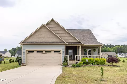 77 Rickenbacker Dr, Zebulon, NC 27597