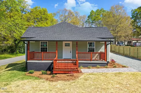 420 Hatch St, Burlington, NC 27217