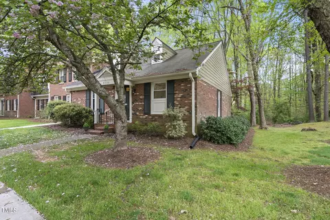 3152 Morningside Dr, Raleigh, NC 27607 photo 2