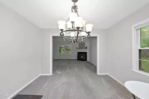 3152 Morningside Dr, Raleigh, NC 27607 photo 8