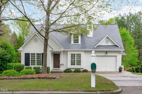 2004 Kelly Glen Dr, Apex, NC 27502