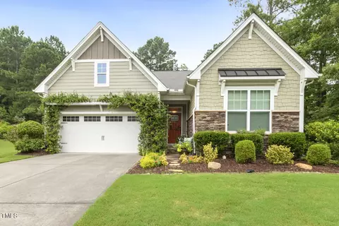 2004 Stanwood Dr, Apex, NC 27502