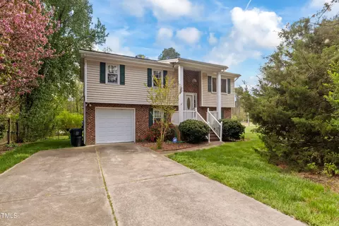 5901 Farm Gate Rd, Raleigh, NC 27606
