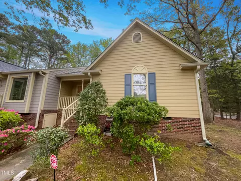 100 Boldleaf Ct, Cary, NC 27513 photo 17