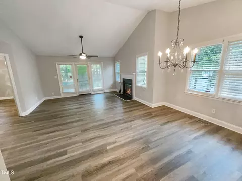 100 Boldleaf Ct, Cary, NC 27513 photo 10