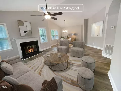 100 Boldleaf Ct, Cary, NC 27513 photo 2