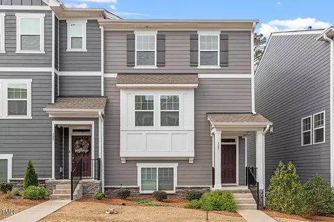 127 Daisy Meadow Ln, Wake Forest, NC 27587