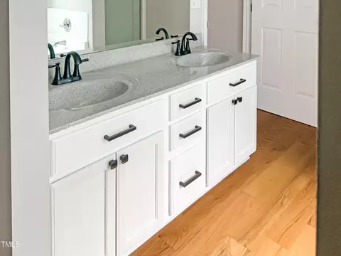 Bath - 6014 Millstone Dr, Durham, NC 27713 photo 2 of 6