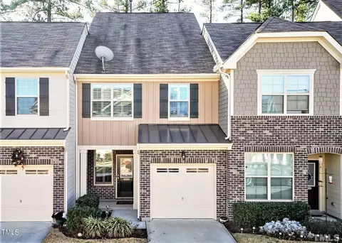 10003 Lynnberry Pl, Raleigh, NC 27617