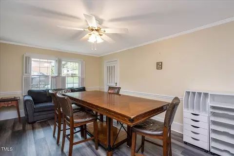 320 S 2nd St, Smithfield, NC 27577 photo 5