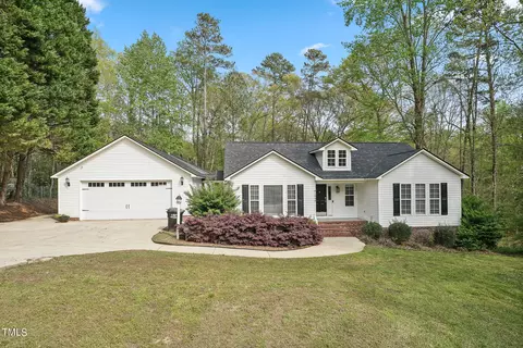 1050 E Justin Dr, Garner, NC 27529