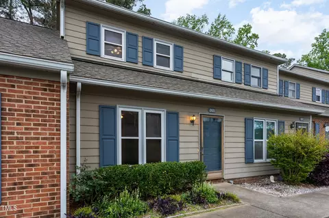 2621 Hitchcock Dr, Durham, NC 27705