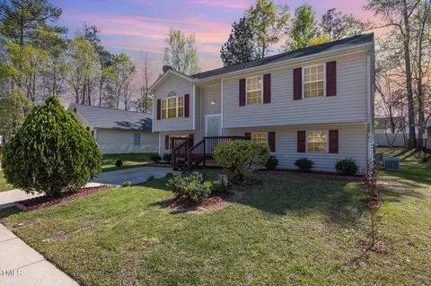 3216 Slippery Elm Dr, Raleigh, NC 27610