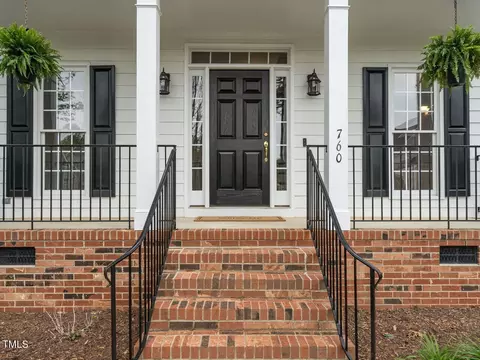 760 Hadrian Dr, Garner, NC 27529 photo 2